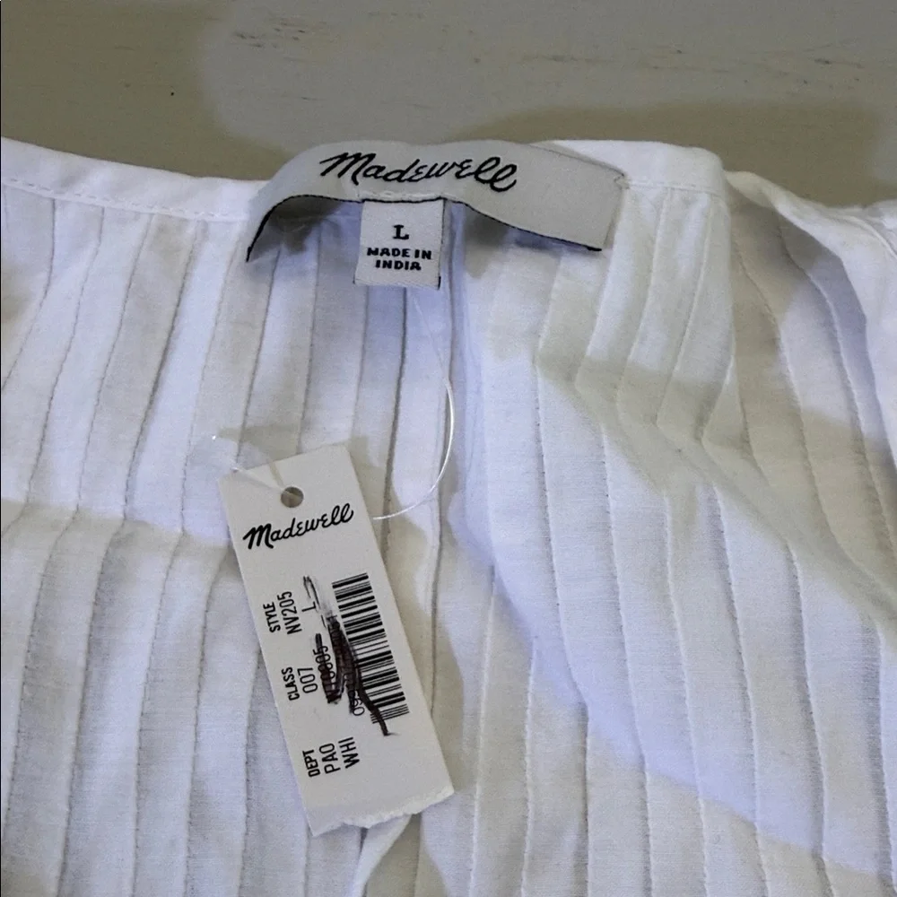 Madewell Pintucked Flutter-Sleeve Top Size L - Picture 3 of 6